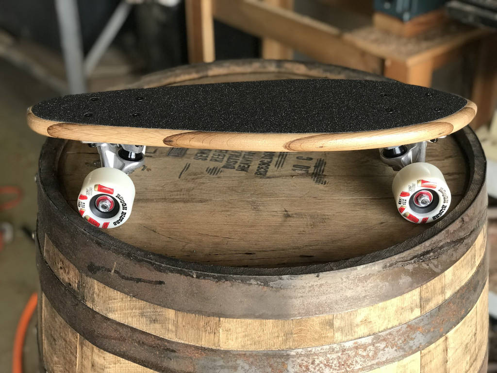 whisky-fass skateboard